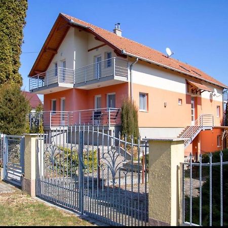 Appartement Bonita Apartmanhaz à Zalakaros Extérieur photo