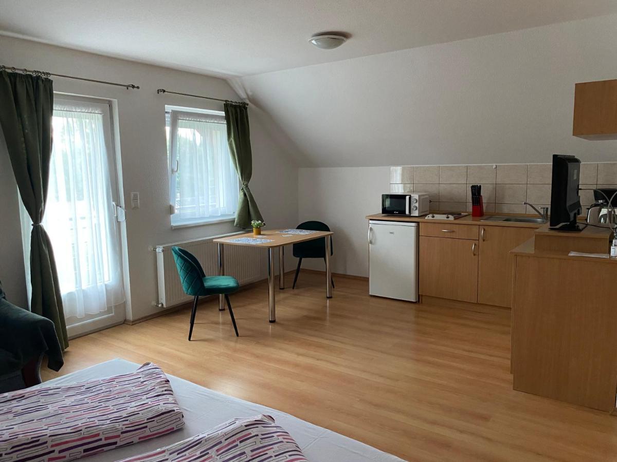 Appartement Bonita Apartmanhaz à Zalakaros Extérieur photo